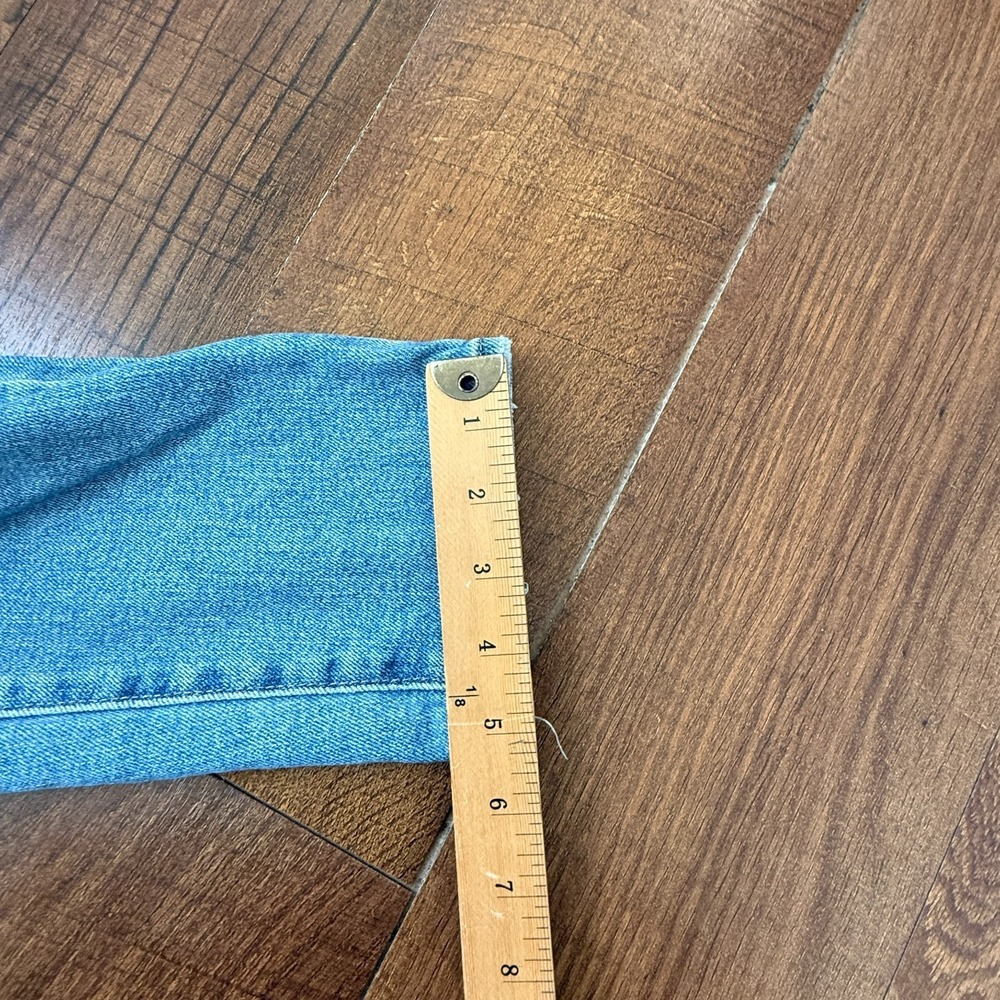 Levis Jeans Silver Tab Womens 29 Mom Jean Distressed Light Wash Blue - Picture 10 of 11